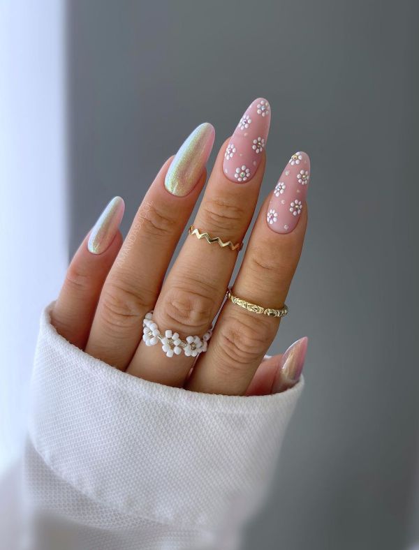 6- PINK AND WHITE NAIL DESIGNS