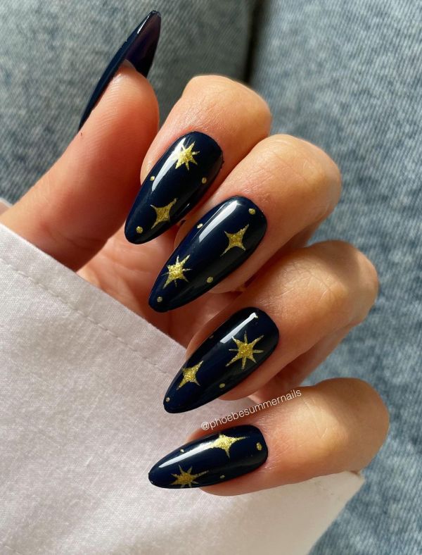 6. Star Nails